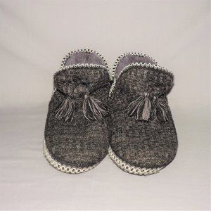 Mukluks Amira Cozy gray Fair Isle slippers